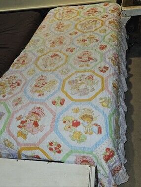 Vintage 1980s Sears Strawberry Shortcake Quilted Bedspread
